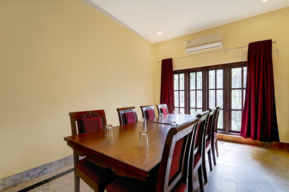 Collection O Kangarappady Formerly Cochin Residency, Edapally Kochi, Kochi
