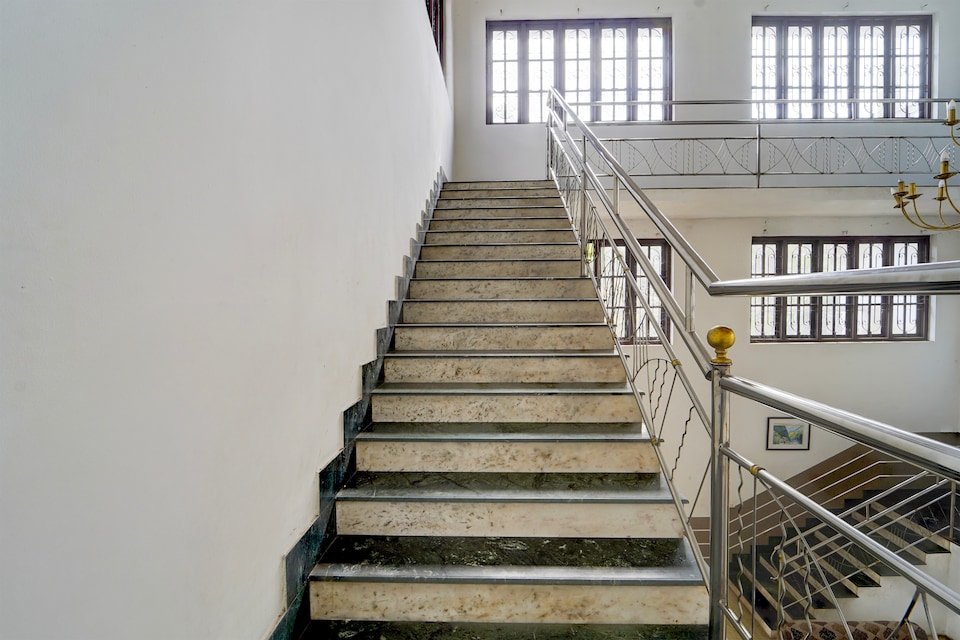 Collection O Kangarappady Formerly Cochin Residency, Edapally Kochi, Kochi