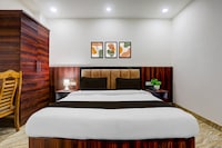 Super Townhouse Bela Road Varanasi City Railway Station Formerly Srijan Grand