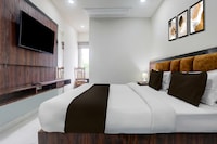 Super Townhouse Bela Road Varanasi City Railway Station Formerly Srijan Grand