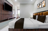 Super Townhouse Bela Road Varanasi City Railway Station Formerly Srijan Grand