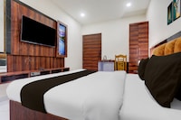 Super Townhouse Bela Road Varanasi City Railway Station Formerly Srijan Grand