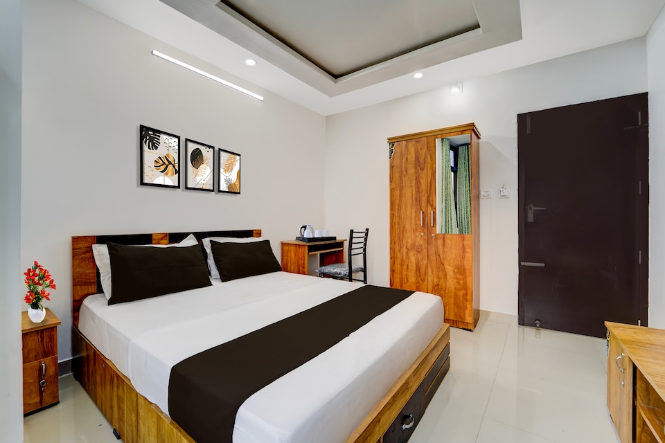 Hotel O Erumeli Bus Terminal Kottayam Formerly Pious B Residency, Kottayam, Kottayam