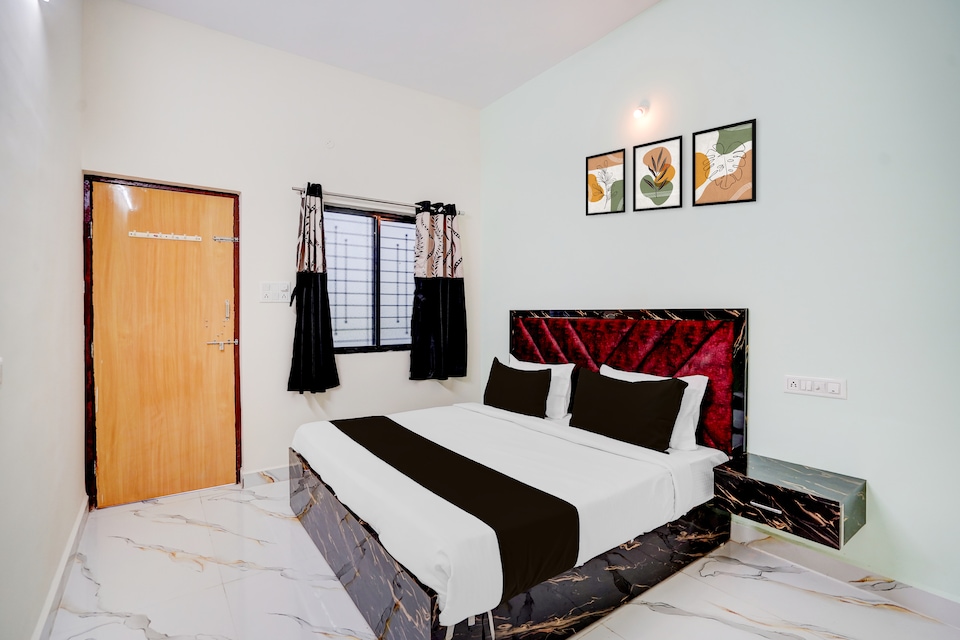 SPOT ON Hotel Royal Inn Bābupet Railroad Station, Chandrapur, Chandrapur