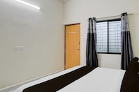 SPOT ON Hotel Royal Inn Bābupet Railroad Station