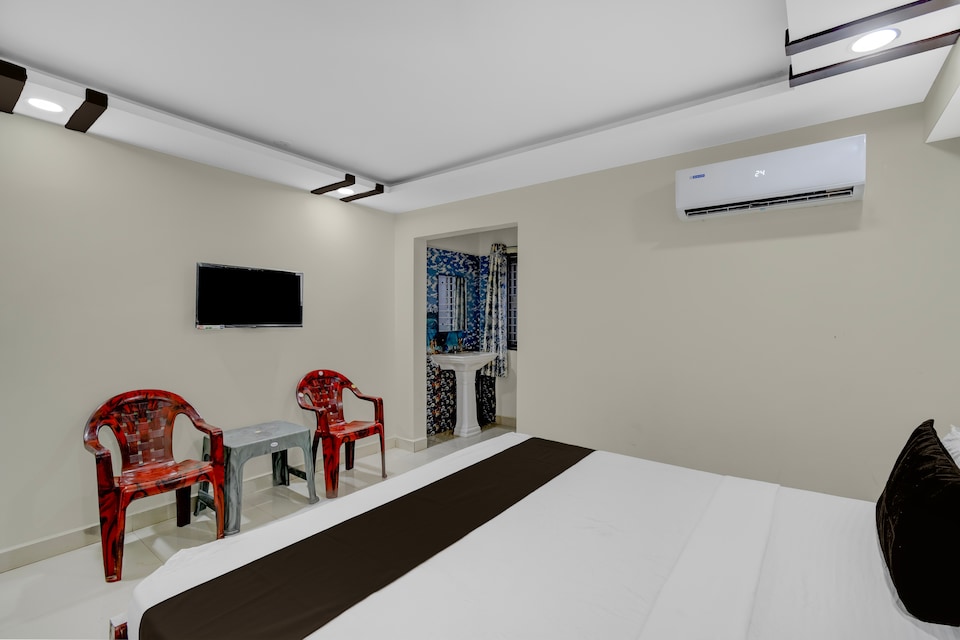 Collection O Sanghi Temple Hyderabad Formerly Hotel Jhansi, LB Nagar-Ramoji, Hyderabad