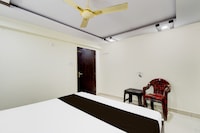 SPOT ON Jhansi Hotel & Family Restaurants Luxury Rooms