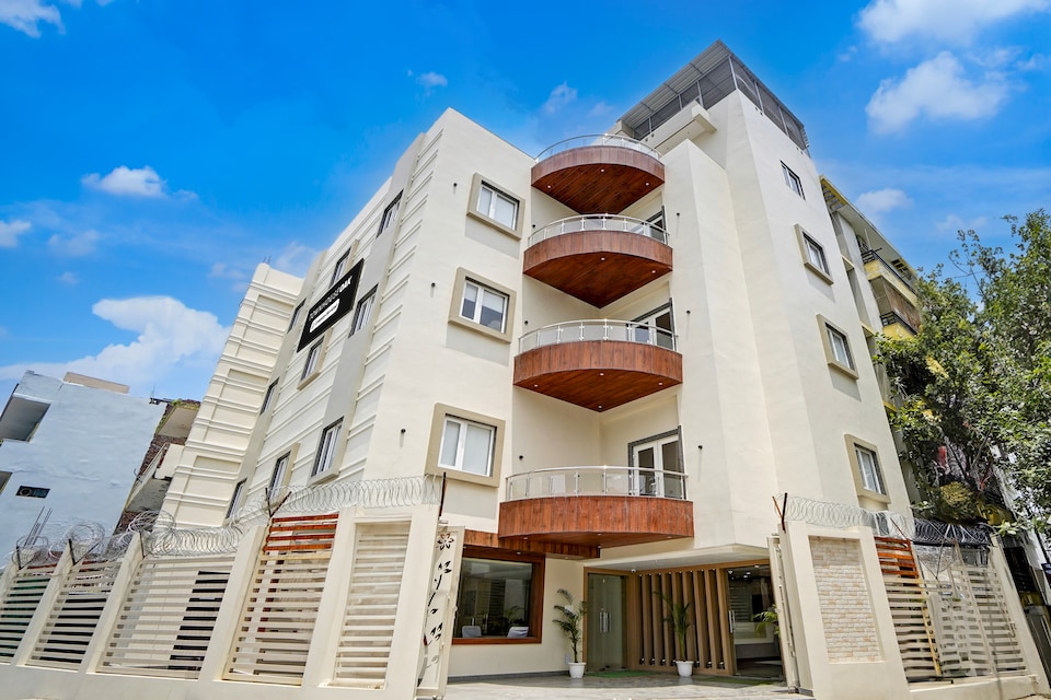 Super Townhouse Oak Banaras Central Railway Junction Formerly Sri Hari Inn, Sigra, Varanasi