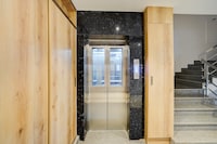 Super Townhouse Oak Banaras Central Railway Junction Formerly Sri Hari Inn