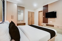 Townhouse Oak Banaras Central Railway Junction Formerly Sri Hari Inn