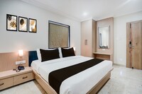 Townhouse Oak Banaras Central Railway Junction Formerly Sri Hari Inn
