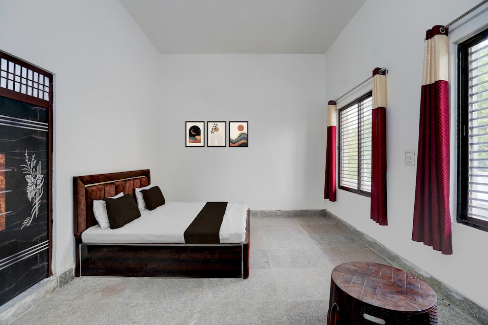 HOTEL O SP Guest House Kumhan, Hathras, Hathras