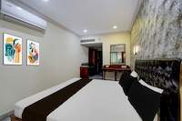 SPOT ON Surya Luxury Rooms Secunderabad Railway Station Bus Stop