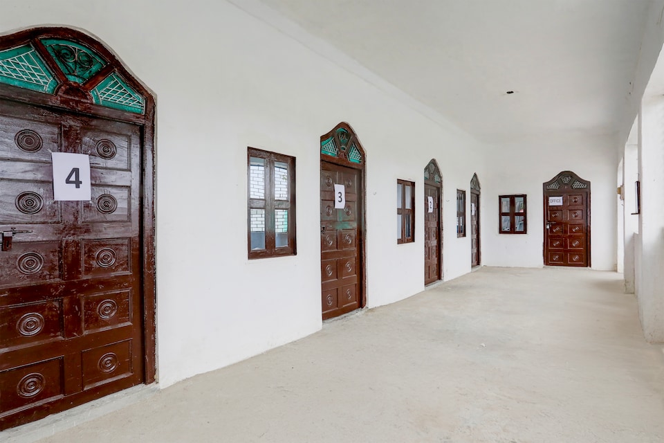 Hotel O S1 Hotel Palace NH 19, Auraiya, Auraiya