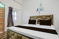 Hotel O S1 Hotel Palace NH 19