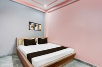 Hotel O Kolkata Inn & Sweets Bihta Railway Station