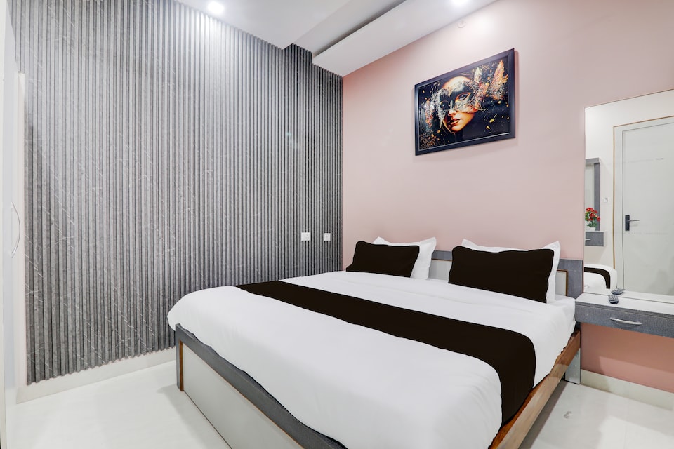 HOTELO PRAVAS INN  , Vikas Nagar Lucknow, Lucknow