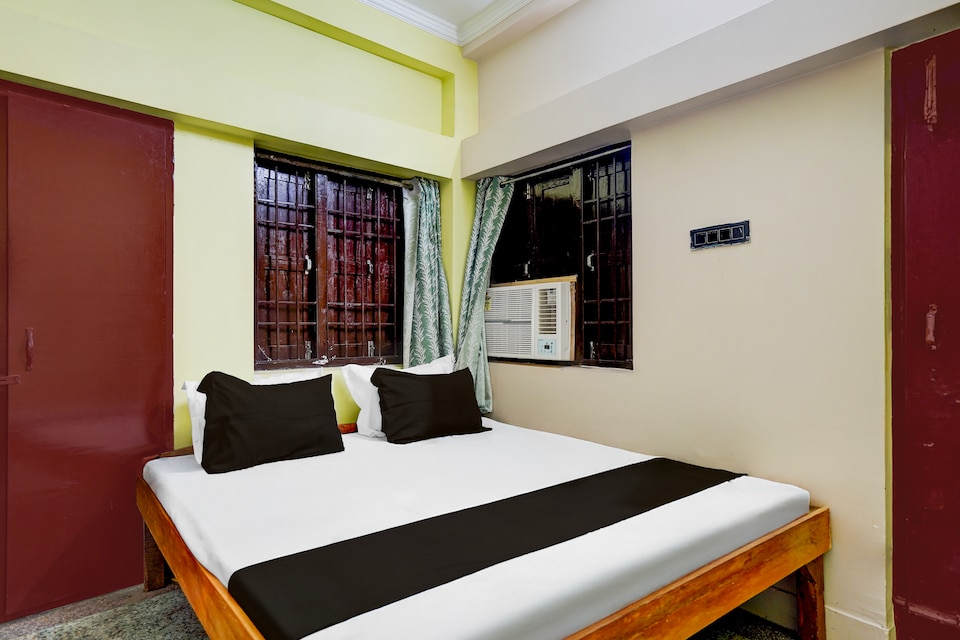 Hotel O Rudraksha, Anisabad, Patna