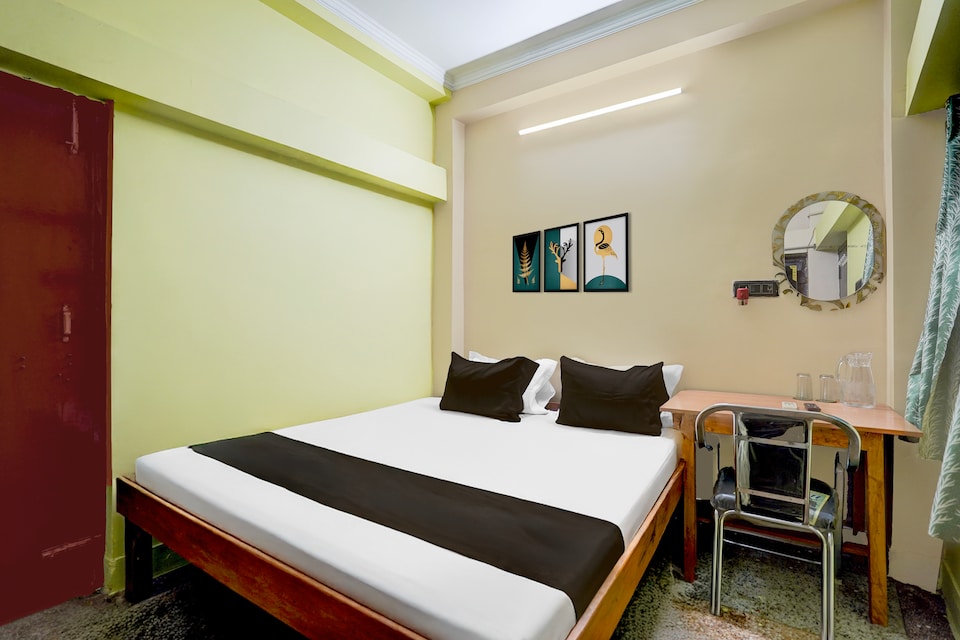 Hotel O Rudraksha, Anisabad, Patna