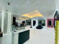  Royal Tulip Dancenter Suites Sharjah