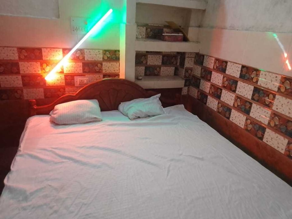 SPOT ON Radhey Radhey Guest House, Masaurhi, Masaurhi