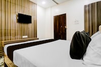 Super Collection O Ulhasnagar Birla Temple Formerly Hotel Yash Residency