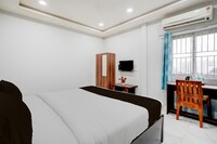 Hotel O Bluefin Rooms