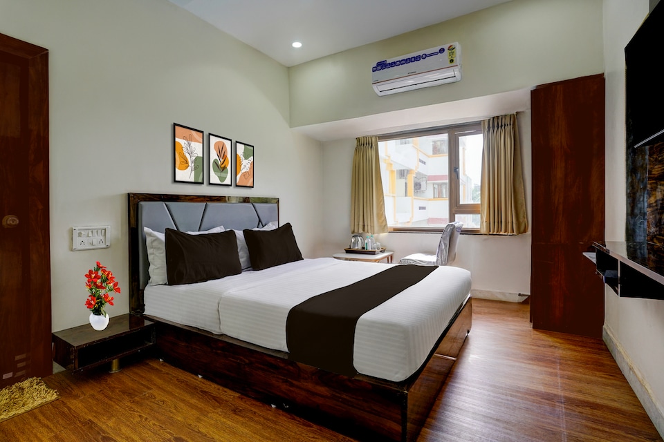 Super Collection O Shri Sai Baba Temple Formerly Hotel Maitreya, Shirdi, Shirdi