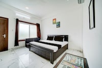 Hotel O Samaira Green Kokta bypass square