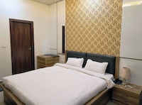 Hotel O Hotel 18