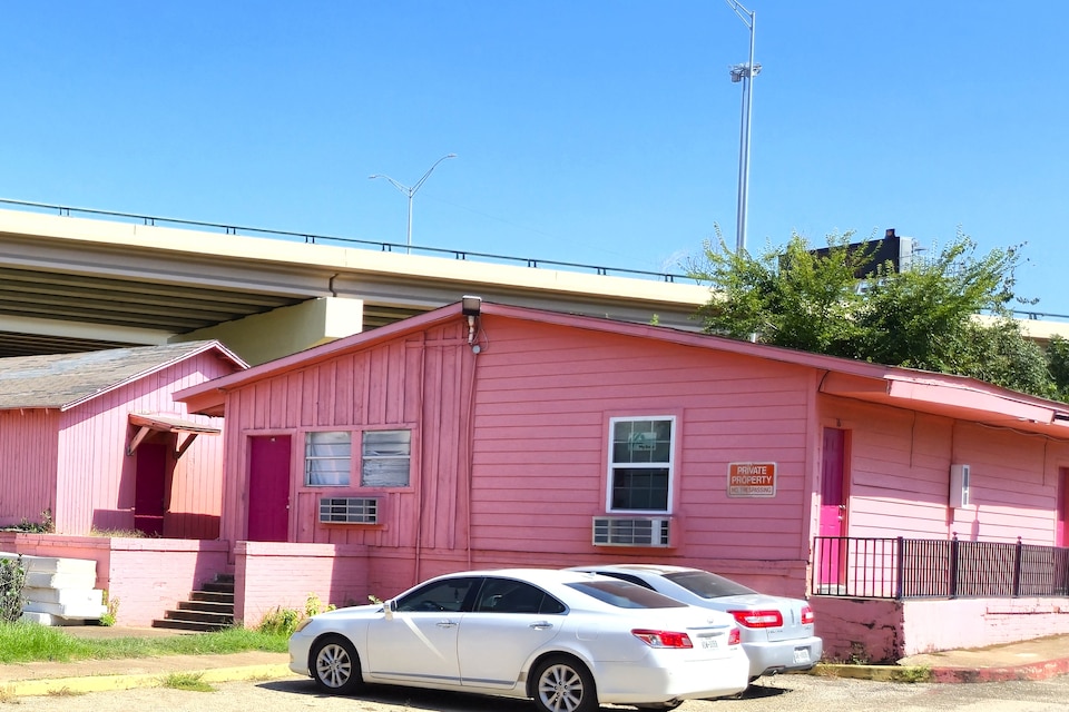 Way Side Inn by Hotel O Dallas near Fair Park Downtown, Dallas Central TX, Dallas