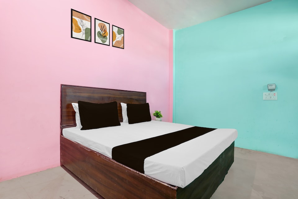 SPOT ON Royalrest hotel , Moradabad, Moradabad