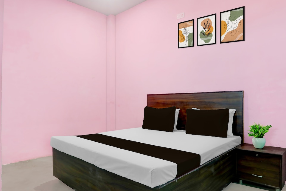 SPOT ON Royalrest hotel , Moradabad, Moradabad