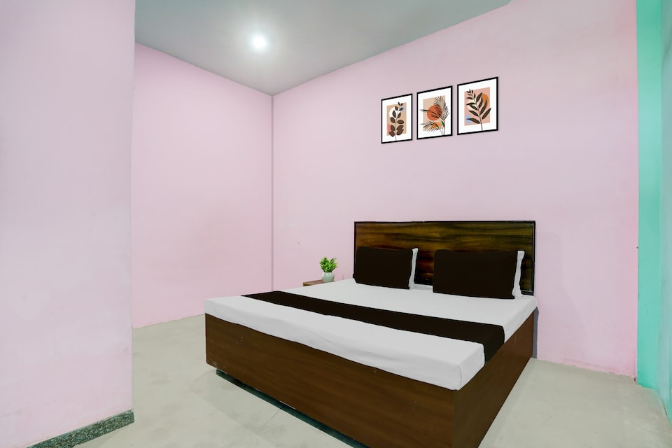 SPOT ON Royalrest hotel , Moradabad, Moradabad