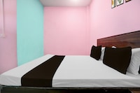 SPOT ON Royalrest hotel 