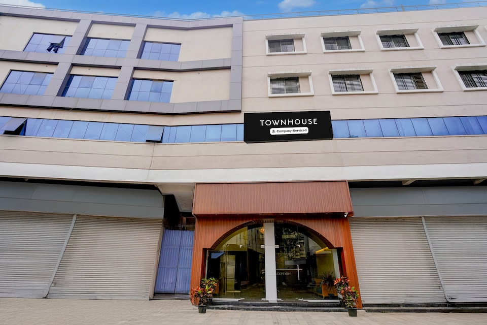 Super Townhouse Skyboat XLO Point, Nashik, Nashik