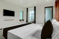 Super Townhouse Skyboat XLO Point