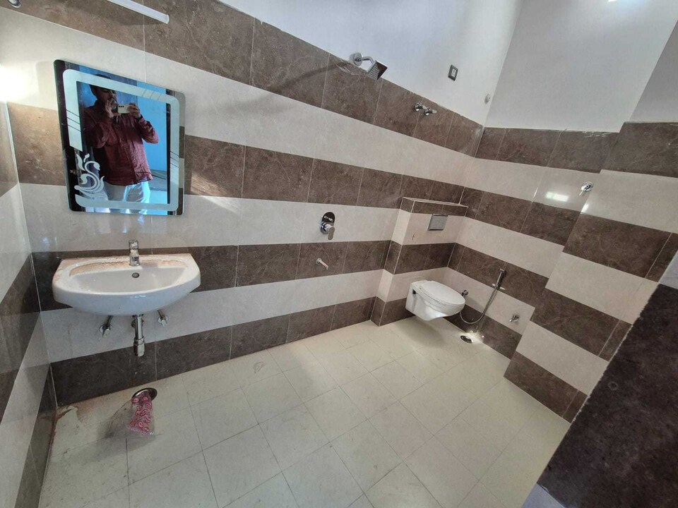 Collection O Patliputra Central Railway Junction Formerly Hotel Sun Royal, Patna Station, Patna