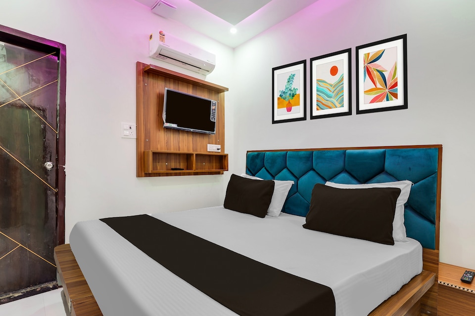 Hotel O Sky , North Delhi, Delhi