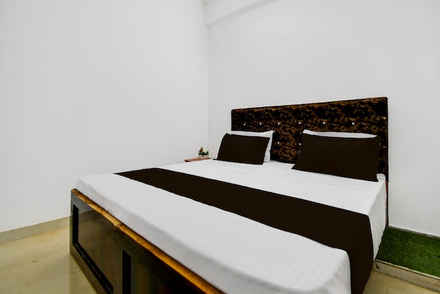 SPOT ON The Galaxy Stay IIM Road