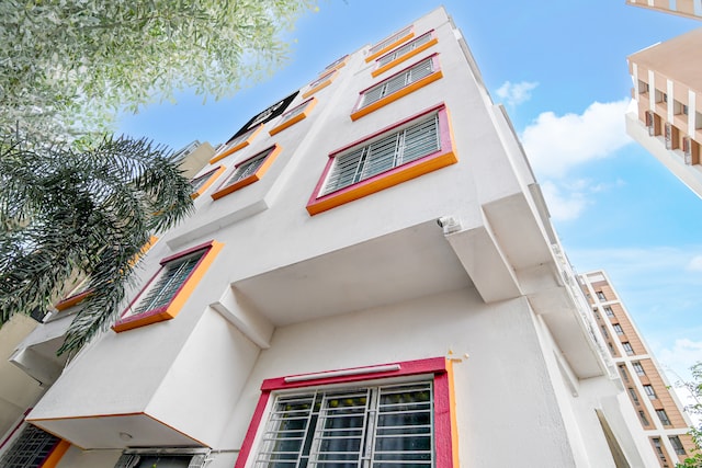 Hotel O Ecospace Business Park Kolkata Formerly Gouranga Guest House