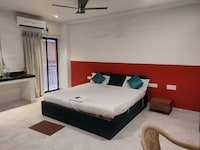 Hotel O Wild Lilac Inn