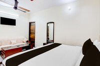 Hotel O Golden Guest house