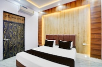 HOTEL O JANKI Kalyanpur Railway Station