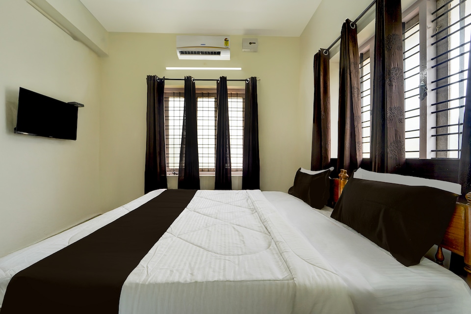 Super Collection O Govt Engineering College Formerly Anby Plaza, Technopark Trivandrum, Trivandrum