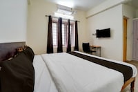 Collection O Govt Engineering College Formerly Anby Plaza