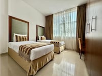 Spacious 2 bedroom fully furnished Partial Sea View And Park