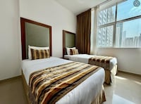 Deluxe fully furnished 2 Bedroom Apartment With City View