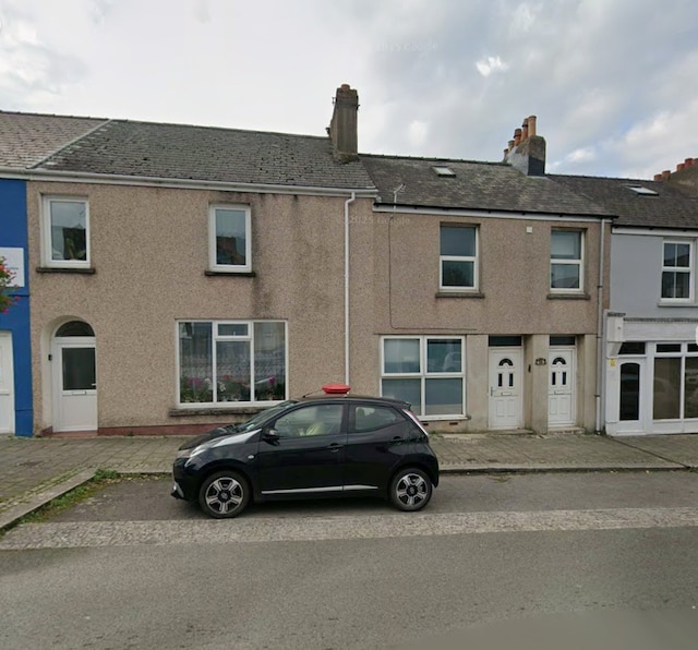 OYO Welsh Holiday Accommodation - Modern Stay