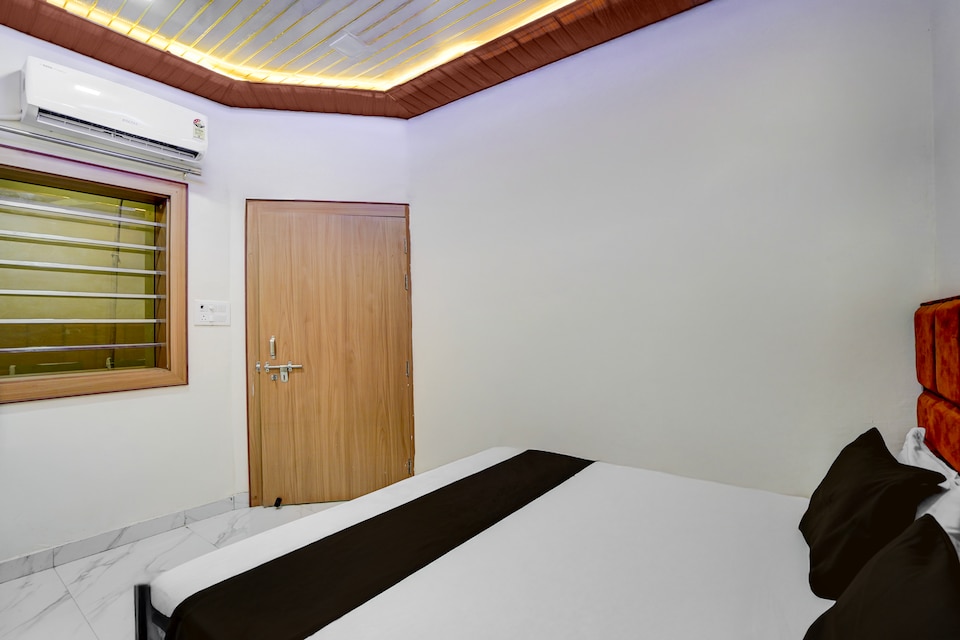 Hotel O Mathura Central Railway Junction Formerly Bhagwati Palace, Mathura Station, Mathura